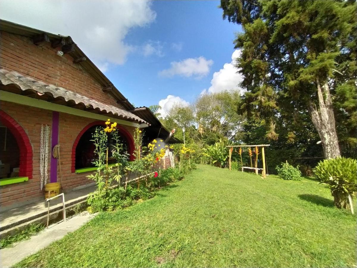 La Acuarela, Posada De La Monita Tribunas Buitenkant foto
