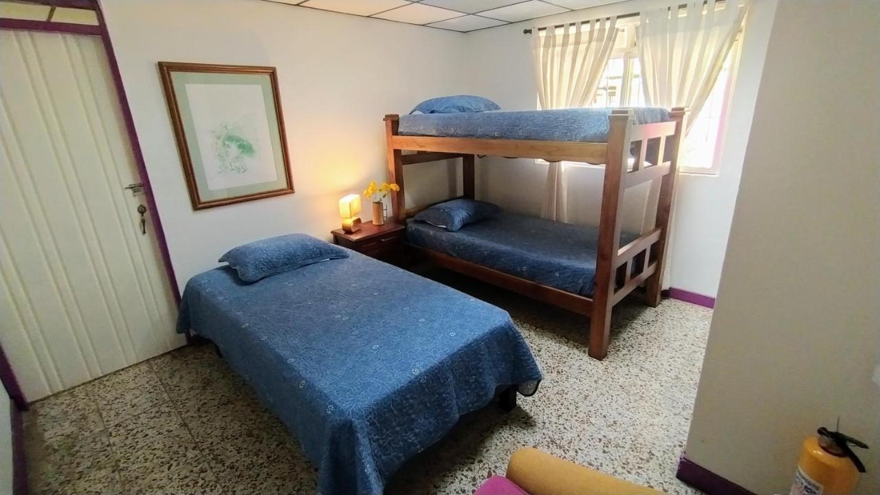 La Acuarela, Posada De La Monita Pereira Buitenkant foto